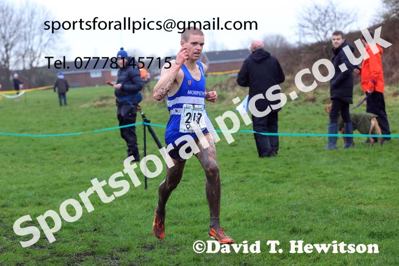Senior mens 2023 North Eastern Cross Country Champs., Temple Park, South Shields. Photo: David T. Hewitson/Sports for All Pics